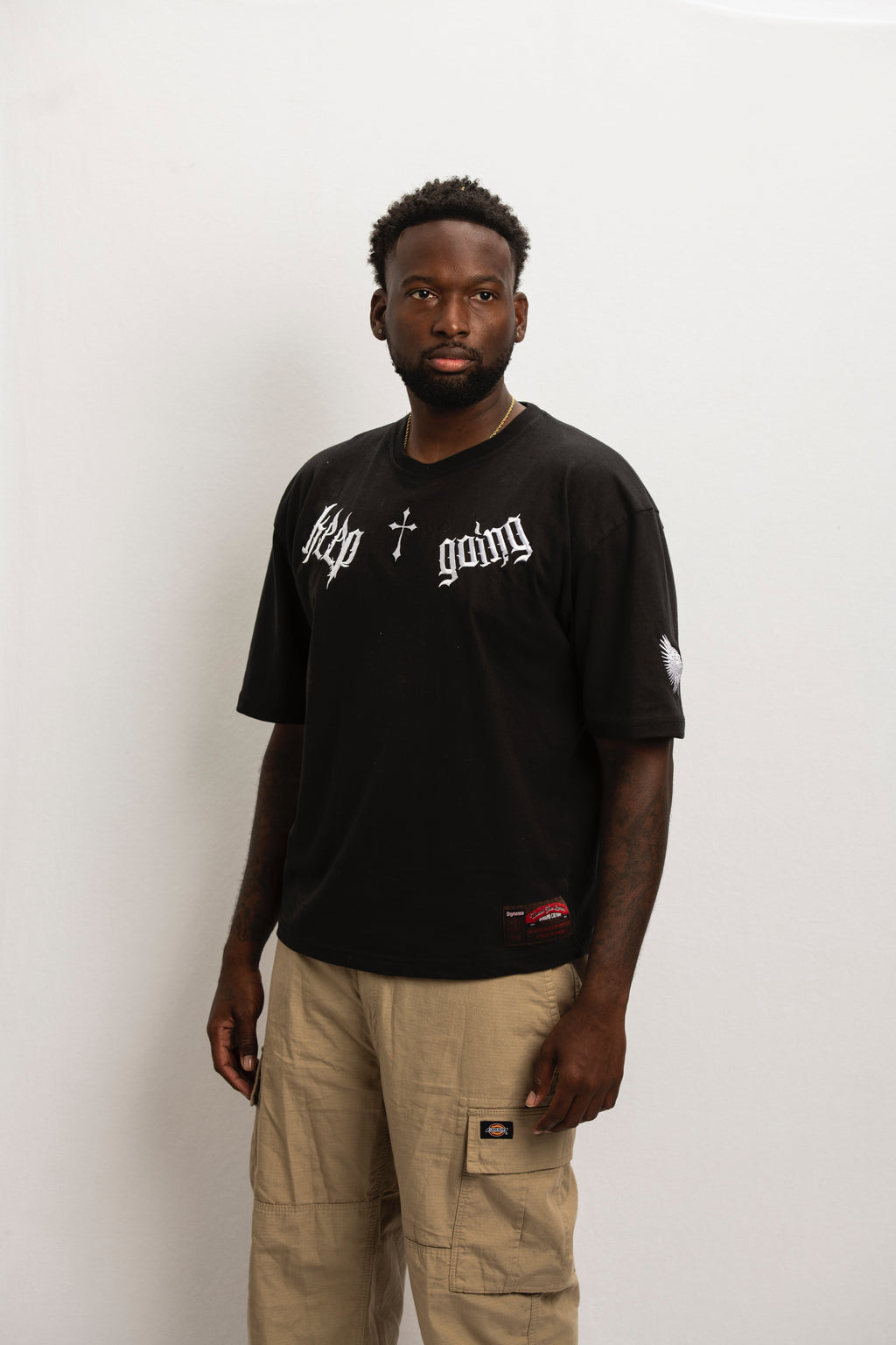 BLACK 'KEEP GOING' Tee