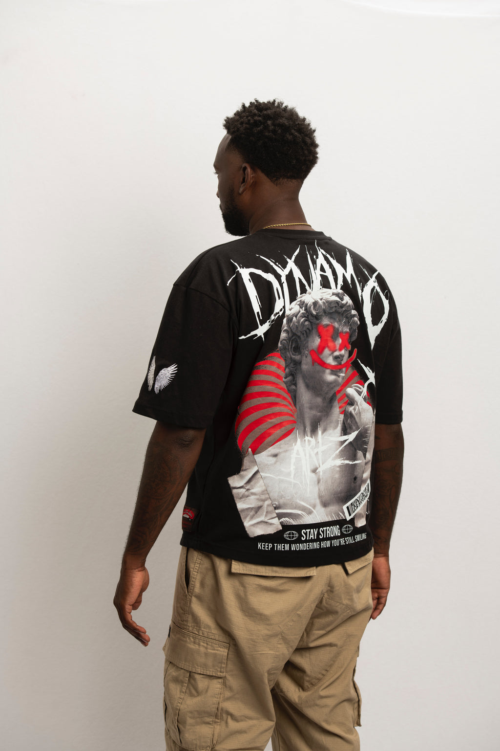 BLACK 'KEEP GOING' Tee