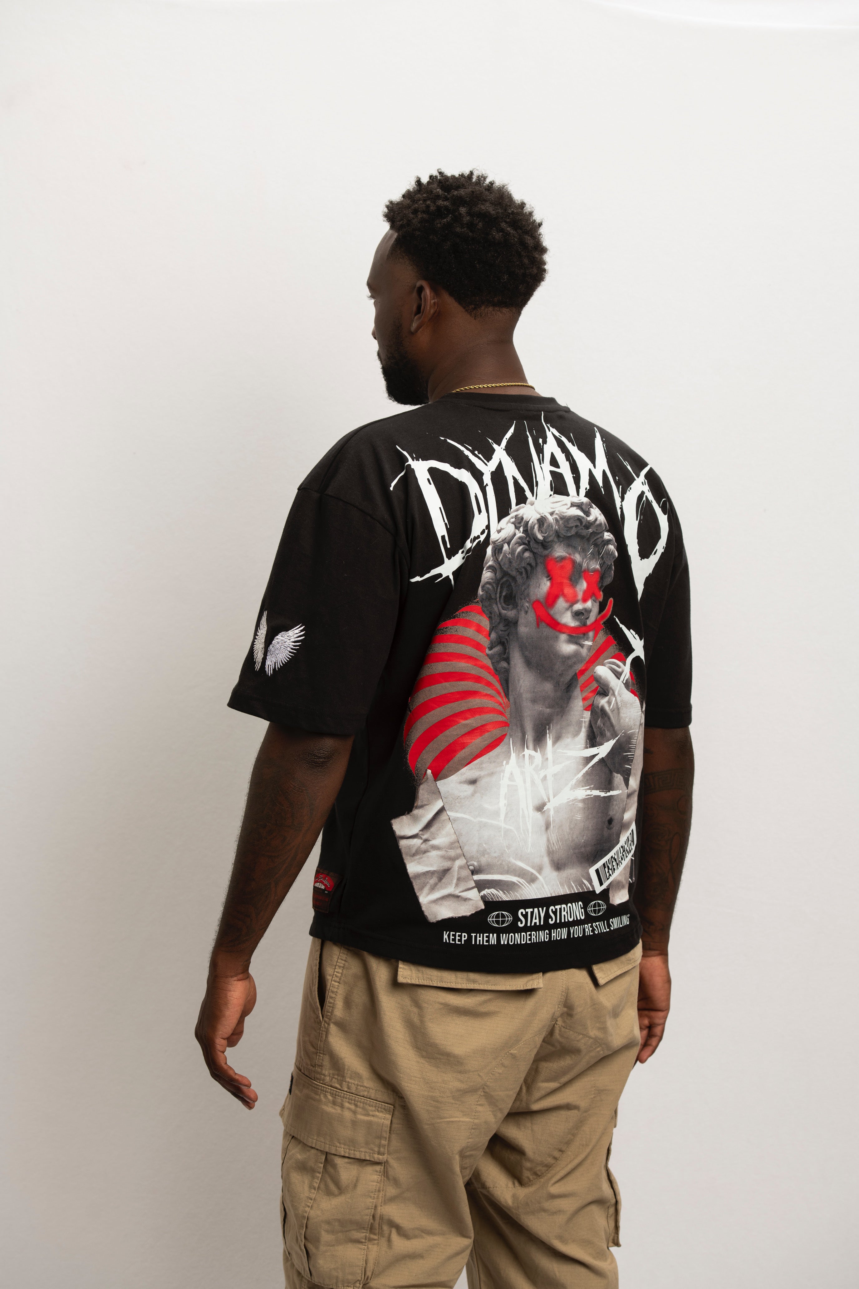 BLACK 'KEEP GOING' Tee